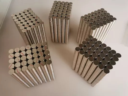 Blog perusahaan terbaru tentang Magnet Neodymium Industri: Kinerja Tinggi dengan Lapisan Anti Korosi Serbaguna