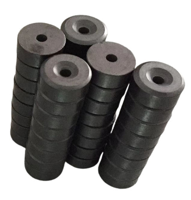 Beli Pot Ferit Keramik Kustom Y30BH Magnet dengan Lubang Countersunk D15.2 X H6 X d3.2 X d8 online manufacture