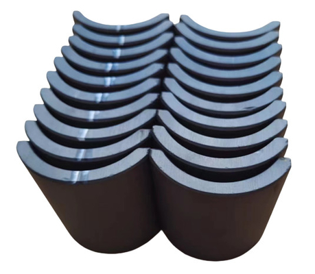 Beli Hard Big Ferrite Electric Y33 Grade R35.5xr28.2x61x80mm Magnet 190W Motor online manufacture