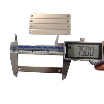 Beli Kuat dan panjang N42 Neodymium Permanent Magnets Blok F75x10x3 Dengan Dua CounterSunk Holes online manufacture