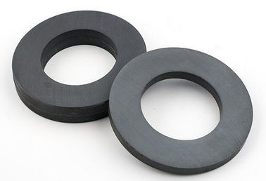 Beli Custom Strontium / Barium Ferrite Ring Magnet Y25 Y30 Y33 Y35 Penggunaan Multiguna online manufacture