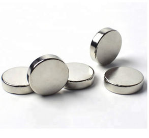 Beli N35 8X3mm Putaran Ndfeb Disc Magnet / Magnet Disk Yang Kuat Untuk Souvenir online manufacture