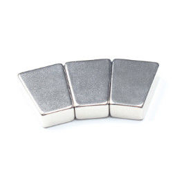 Beli N52 Neodymium Disc Magnet D50X15 Magnet NdFeB Sinter Kuat online manufacture