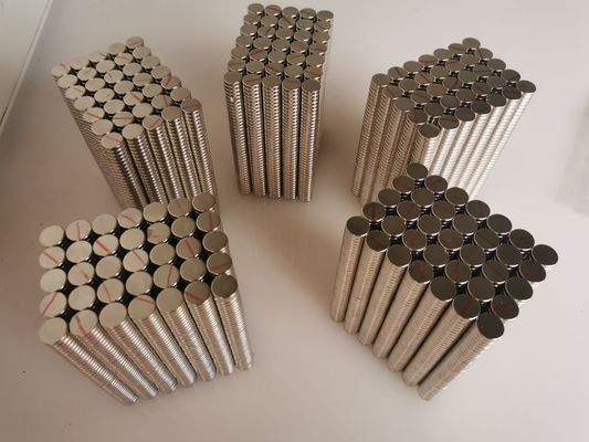 Beli N52 N42 N35 N30 Industri Neodymium NdFeb Rare Earth Flat Disc Magnet 10X2mm online manufacture
