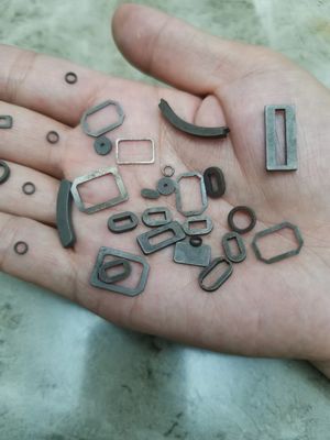 Beli Super Strong Permanen Bulk N50 Neodymium Magnet Ukuran Khusus dan Berbentuk online manufacture